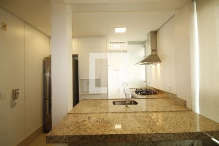 Cozinha de apartamento para alugar com 1 quarto, 65m² em Vila da Serra, Nova Lima