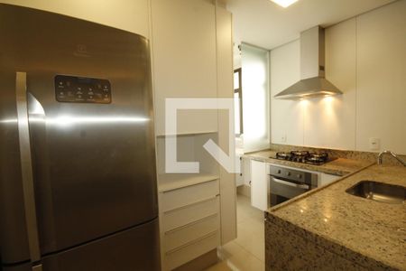 Cozinha de apartamento para alugar com 1 quarto, 65m² em Vila da Serra, Nova Lima