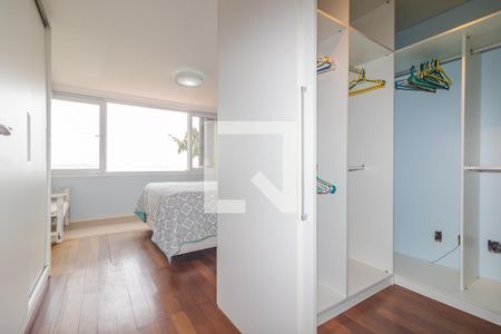 Quarto 1 de casa à venda com 2 quartos, 298m² em Jardim Isabel, Porto Alegre