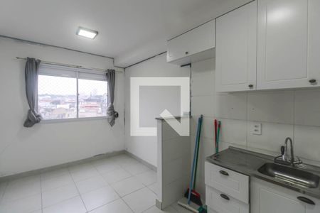 Sala/Cozinha de apartamento para alugar com 1 quarto, 28m² em Vila Ema, São Paulo