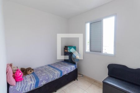 Quarto 2 de apartamento para alugar com 2 quartos, 40m² em Vila Nhocuné, São Paulo