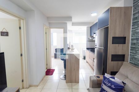 Sala de apartamento para alugar com 2 quartos, 40m² em Vila Nhocuné, São Paulo