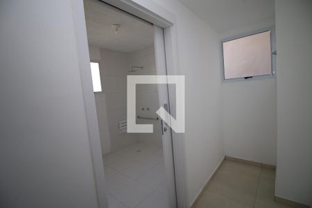 Sala - Corredor de apartamento para alugar com 1 quarto, 43m² em Brás de Pina, Rio de Janeiro