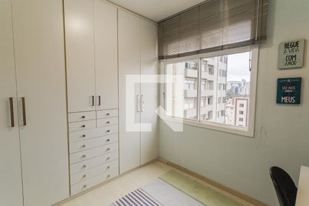 Quarto 2 de apartamento para alugar com 2 quartos, 70m² em Santo Antônio, Belo Horizonte