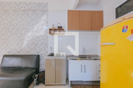 Cozinha de casa para alugar com 1 quarto, 33m² em Stella Maris, Salvador