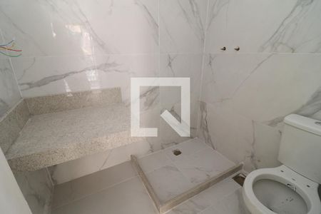 Banheiro da Suíte de casa à venda com 3 quartos, 250m² em Jardim Guanabara, Rio de Janeiro