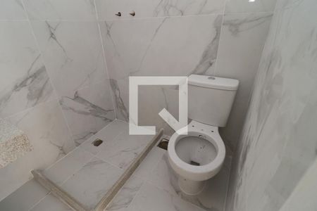 Banheiro da Suíte de casa à venda com 3 quartos, 250m² em Jardim Guanabara, Rio de Janeiro