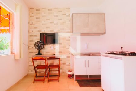 Sala/Cozinha  de casa para alugar com 1 quarto, 25m² em Stella Maris, Salvador