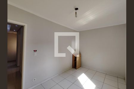 Quarto 1 de apartamento para alugar com 2 quartos, 54m² em Parque Sao Francisco, Ferraz de Vasconcelos