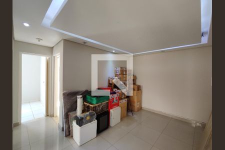 Sala de apartamento para alugar com 2 quartos, 54m² em Parque Sao Francisco, Ferraz de Vasconcelos