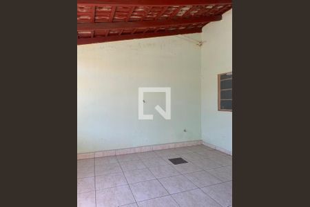 Garagem de casa para alugar com 2 quartos, 50m² em Parque Santa Rita, Goiânia