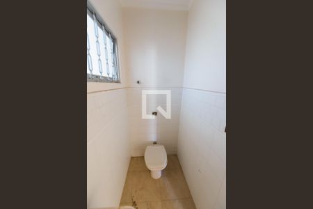 Lavabo de casa para alugar com 3 quartos, 200m² em Jardim Maria Augusta, Taubaté