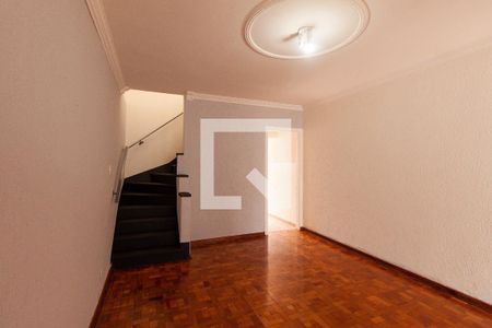 Casa à venda com 80m², 2 quartos e 1 vagaSala