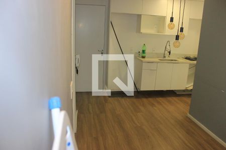 Sala de apartamento à venda com 2 quartos, 36m² em Vila das Bandeiras, Guarulhos