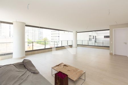 Apartamento à venda com 193m², 4 quartos e 4 vagasSala