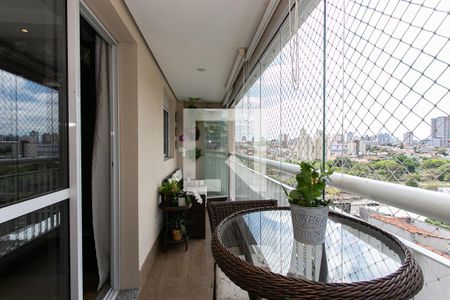 Sala/Varanda de apartamento à venda com 3 quartos, 70m² em Chácara Seis de Outubro, São Paulo