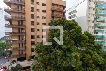 Vista da Sala de apartamento à venda com 2 quartos, 90m² em Icaraí, Niterói