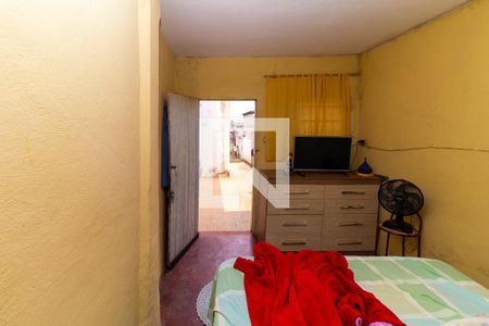 Quarto 2 de casa para alugar com 2 quartos, 340m² em Vila Bela, São Paulo