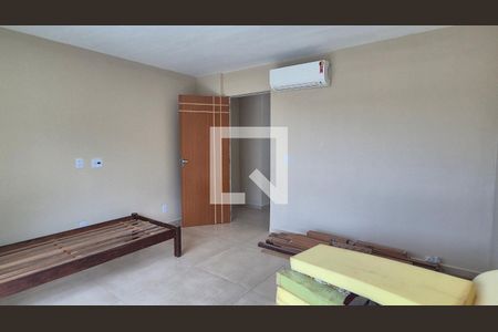 Quarto 1 de apartamento à venda com 1 quarto, 50m² em Vargem Grande, Rio de Janeiro