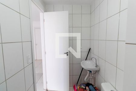 Banheiro de apartamento para alugar com 1 quarto, 28m² em Vila Ré, São Paulo