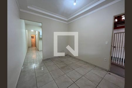 Sala de casa de condomínio para alugar com 2 quartos, 70m² em Jardim Campos Verdes, Hortolândia