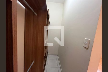 Suíte de casa de condomínio para alugar com 2 quartos, 70m² em Jardim Campos Verdes, Hortolândia