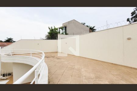 Casa de condomínio à venda com 492m², 4 quartos e 6 vagas Casa de condomínio à venda com 492m², 4 quartos e 6 vagasTerraço