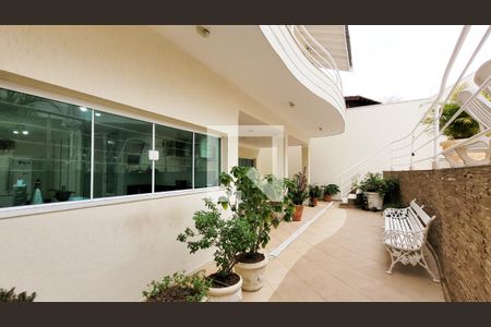 Casa de condomínio à venda com 492m², 4 quartos e 6 vagas Casa de condomínio à venda com 492m², 4 quartos e 6 vagasÁrea gourmet