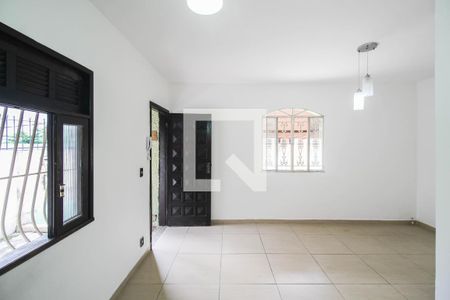 Sala 1 de casa de condomínio para alugar com 4 quartos, 191m² em Jardim Iguaçu, Nova Iguaçu