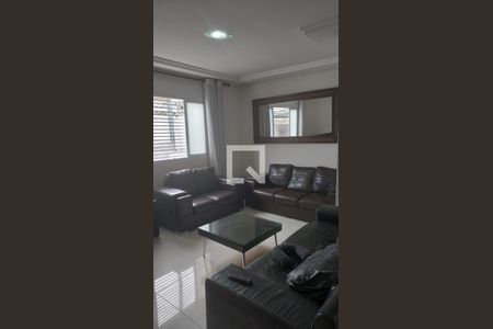 Sala de casa à venda com 4 quartos, 201m² em Sagrada Família, Belo Horizonte