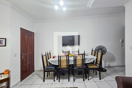 Sala de casa de condomínio para alugar com 2 quartos, 63m² em Jardim Las Palmas, Guarujá