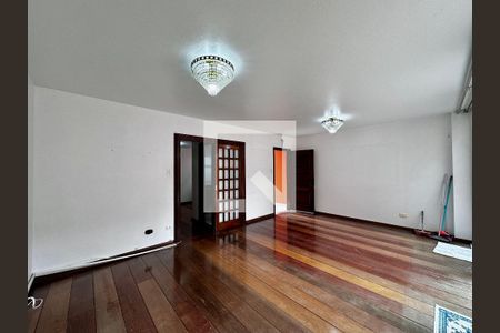 Sala de casa à venda com 3 quartos, 155m² em Chácara Santo Antônio (zona Sul), São Paulo