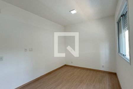 Quarto 1 de apartamento para alugar com 2 quartos, 52m² em Jardim Tupanci, Barueri