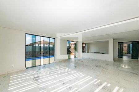 Sala de casa à venda com 5 quartos, 350m² em Buritis, Belo Horizonte