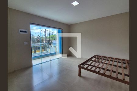 Quarto de casa de condomínio para alugar com 1 quarto, 50m² em Vargem Grande, Rio de Janeiro