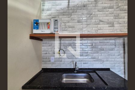 Cozinha de casa de condomínio para alugar com 1 quarto, 50m² em Vargem Grande, Rio de Janeiro