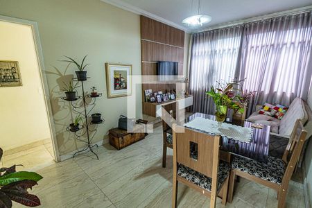 Sala de apartamento à venda com 3 quartos, 84m² em Padre Eustáquio, Belo Horizonte