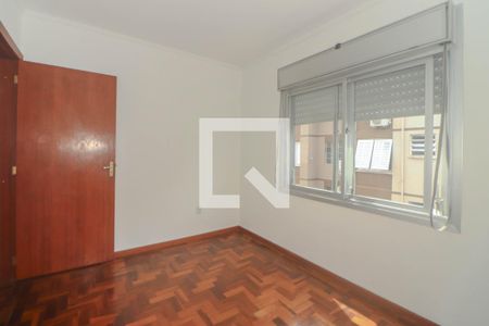 Quarto 1 de apartamento para alugar com 2 quartos, 42m² em Jardim Itu, Porto Alegre