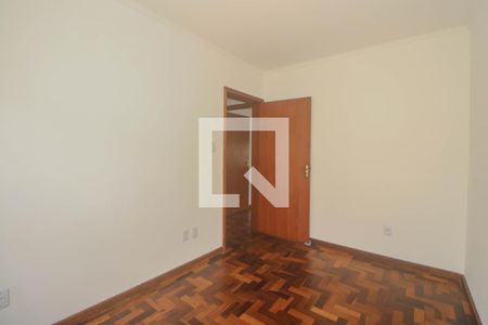 Quarto 2 de apartamento para alugar com 2 quartos, 42m² em Jardim Itu, Porto Alegre