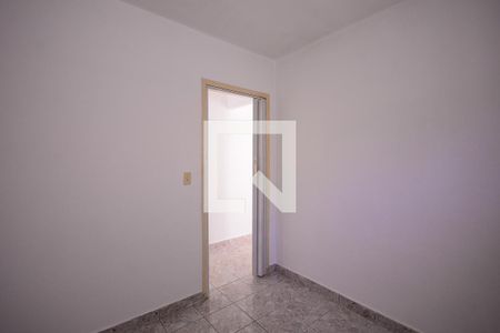 Quarto 2 de casa para alugar com 2 quartos, 50m² em Vila da Saúde, São Paulo