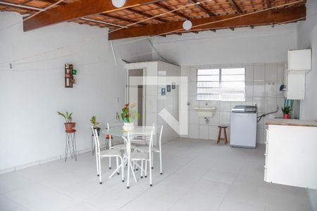 Casa à venda com 202m², 3 quartos e 3 vagas Casa à venda com 202m², 3 quartos e 3 vagasÁrea de serviço e lazer