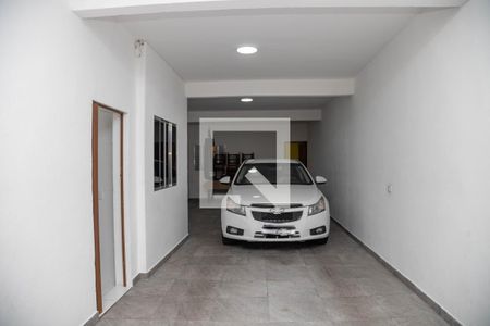 Casa à venda com 202m², 3 quartos e 3 vagas Casa à venda com 202m², 3 quartos e 3 vagasGaragem