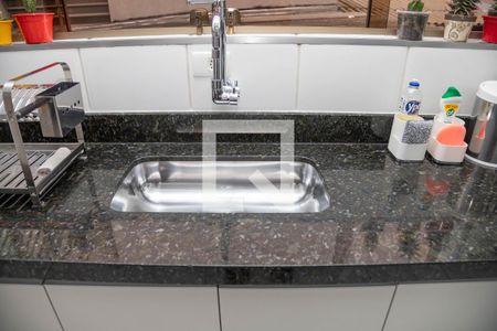 Casa à venda com 202m², 3 quartos e 3 vagas Casa à venda com 202m², 3 quartos e 3 vagasCozinha