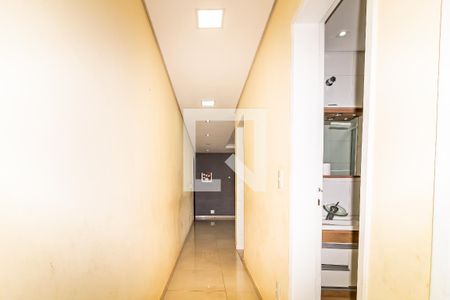 Corredor de apartamento para alugar com 2 quartos, 60m² em Parque Residencial da Lapa, São Paulo