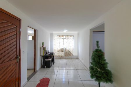 Sala de apartamento para alugar com 2 quartos, 52m² em Jardim Caiapiá, Cotia