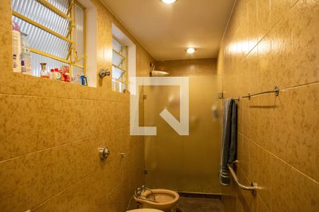 Banheiro da Suíte de casa para alugar com 3 quartos, 250m² em Sagrada Família, Belo Horizonte