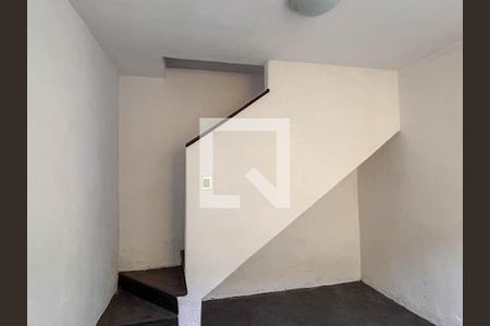 Sala de casa à venda com 3 quartos, 140m² em Jardim Santo Elias, São Paulo