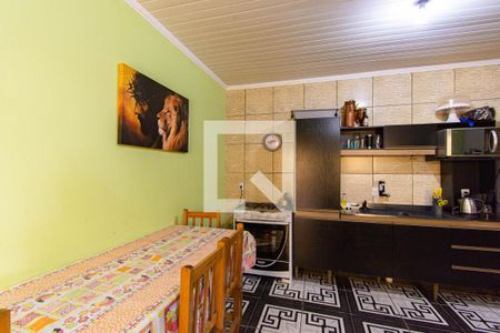 Sala/Cozinha de casa à venda com 2 quartos, 130m² em Igara, Canoas