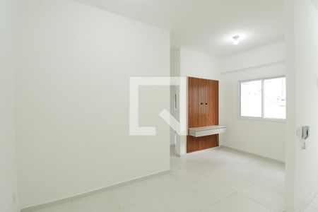 Sala/Cozinha/Área de Serviço de apartamento para alugar com 2 quartos, 42m² em Vila Nova Cachoeirinha, São Paulo