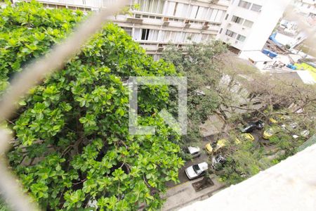 Vista da Sala de apartamento à venda com 2 quartos, 70m² em Copacabana, Rio de Janeiro